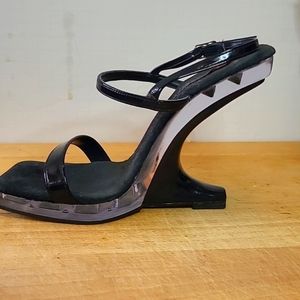 Lucious Black Heel no Heel Black Strappy Sandals